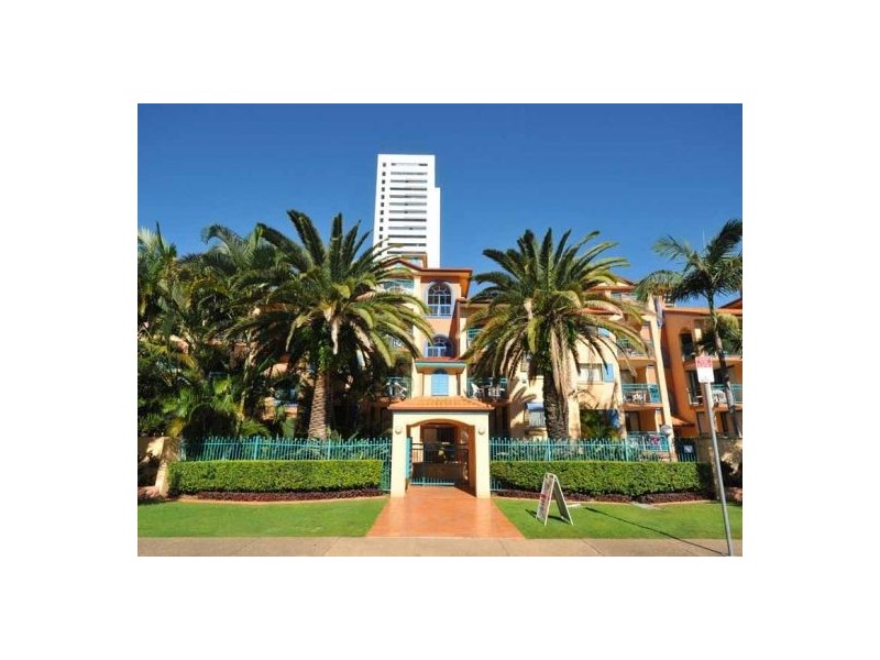 12 Anne st, Broadbeach QLD 4218