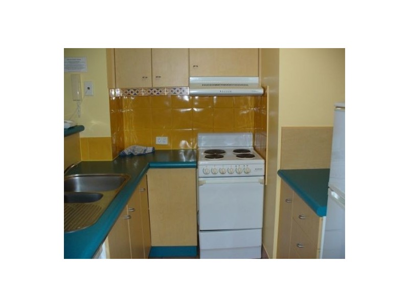 12 Anne st, Broadbeach QLD 4218