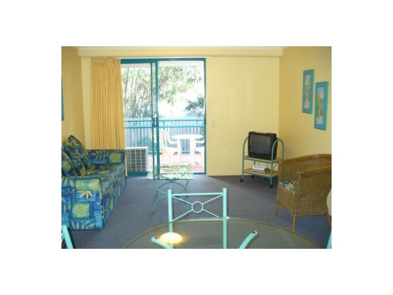 12 Anne st, Broadbeach QLD 4218