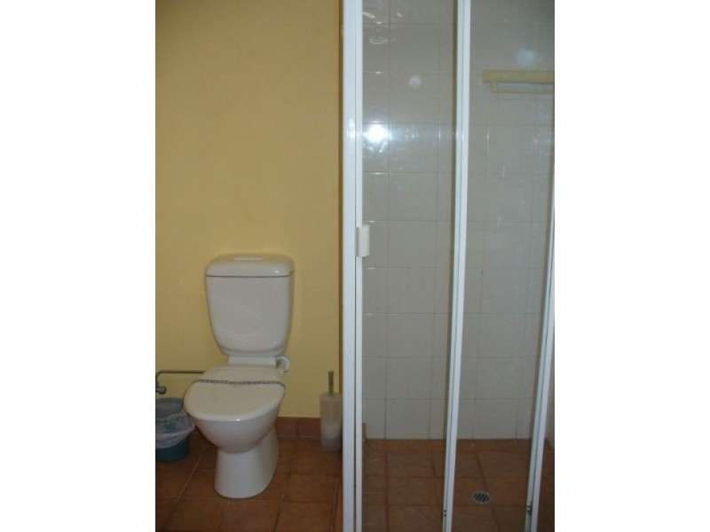 12 Anne st, Broadbeach QLD 4218