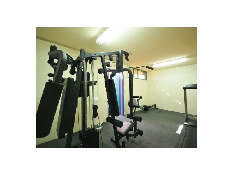 12 Anne st, Broadbeach QLD 4218