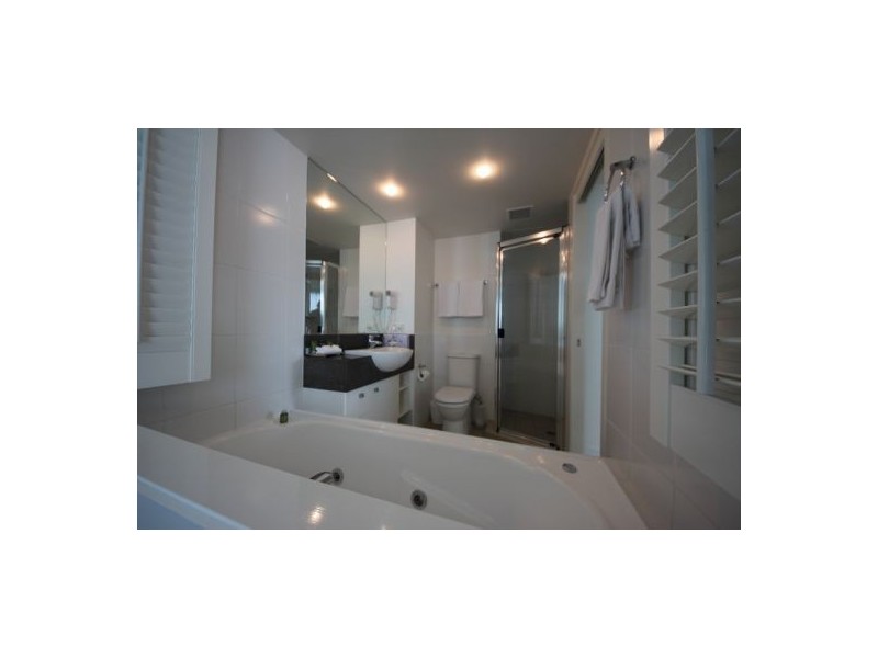 1902/2685 Gold Coast Highway, Broadbeach QLD 4218