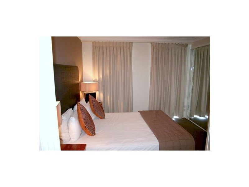 Broadbeach QLD 4218