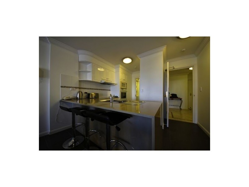 1-24 Queensland ave, Broadbeach QLD 4218