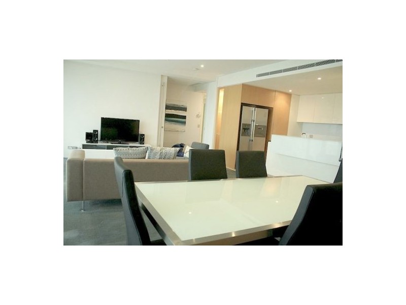 1103/19 albert ave, Broadbeach QLD 4218