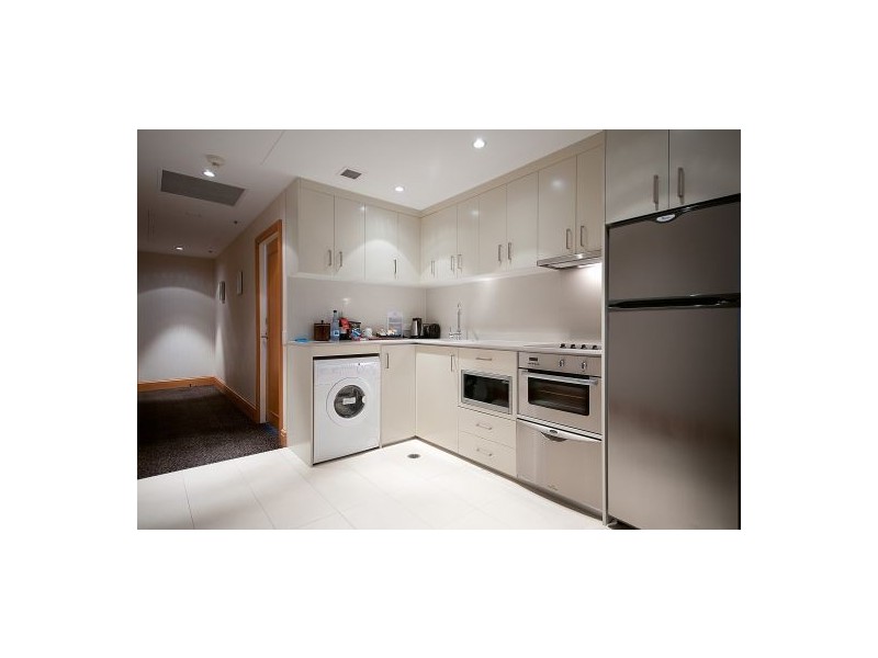 2801 gold coast highway, Broadbeach QLD 4218