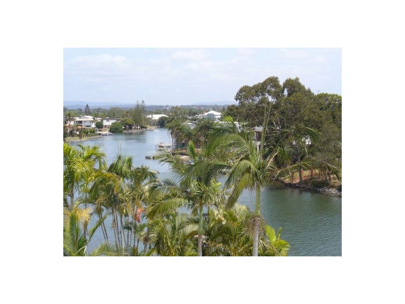 2307 Freshwater, Broadbeach QLD 4218