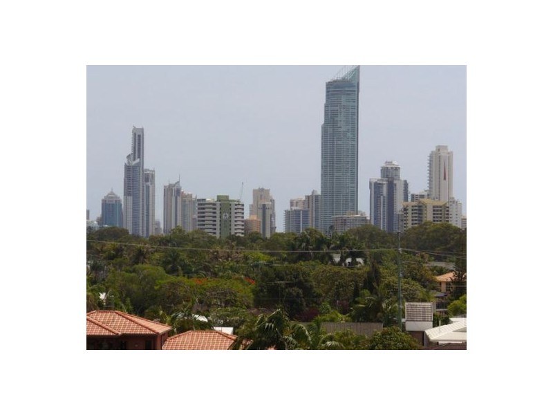 2307 Freshwater, Broadbeach QLD 4218