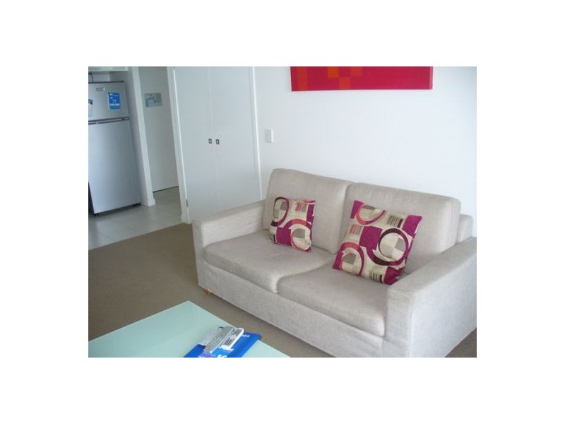 2307 Freshwater, Broadbeach QLD 4218