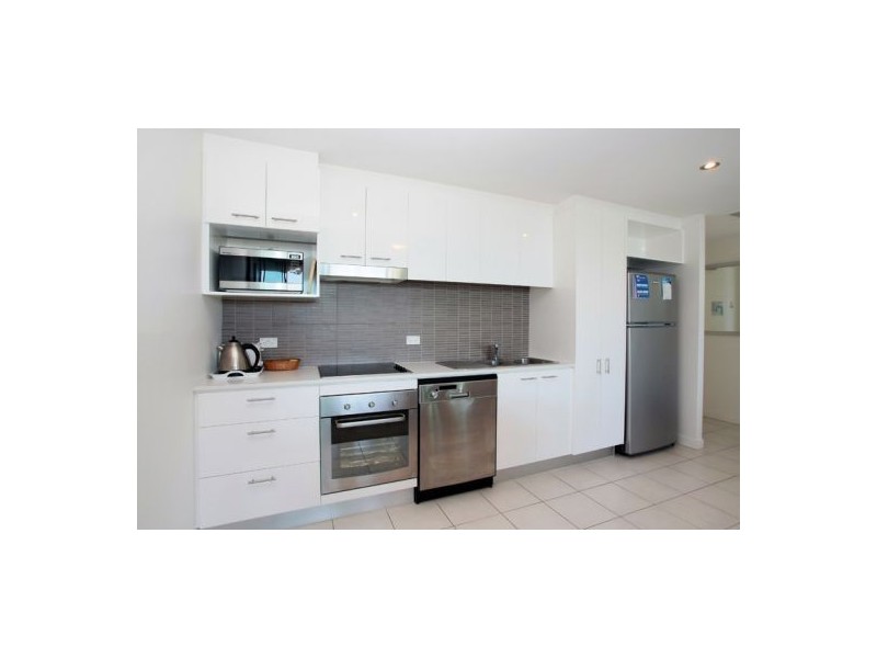 2307 Freshwater, Broadbeach QLD 4218