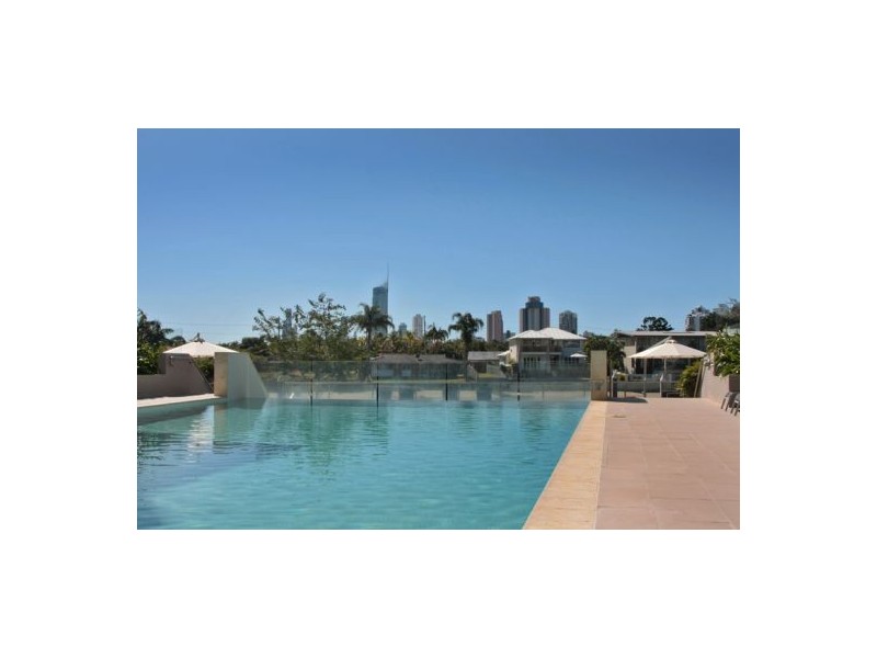 2307 Freshwater, Broadbeach QLD 4218