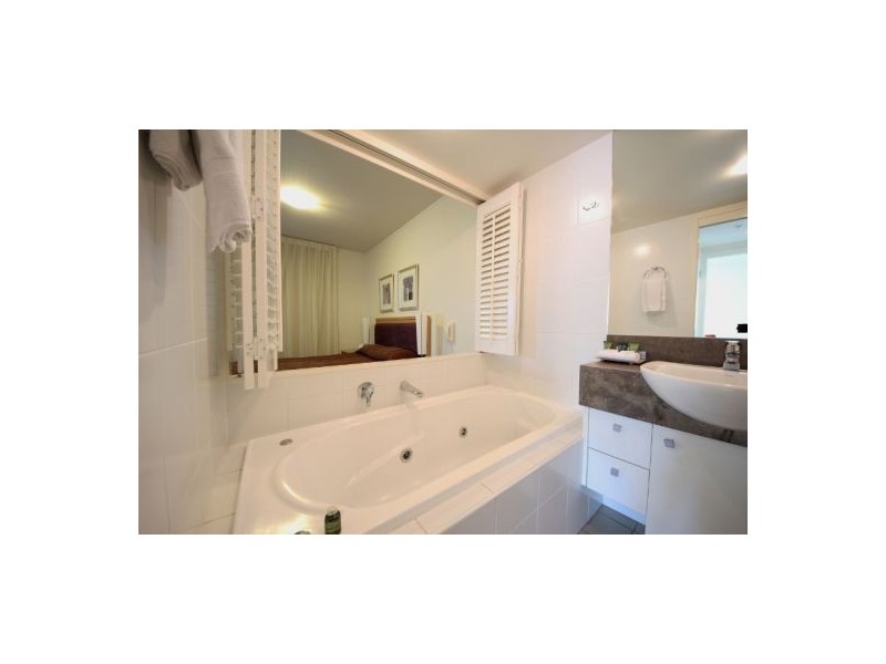 1202 Gold Coast highway, Broadbeach QLD 4218