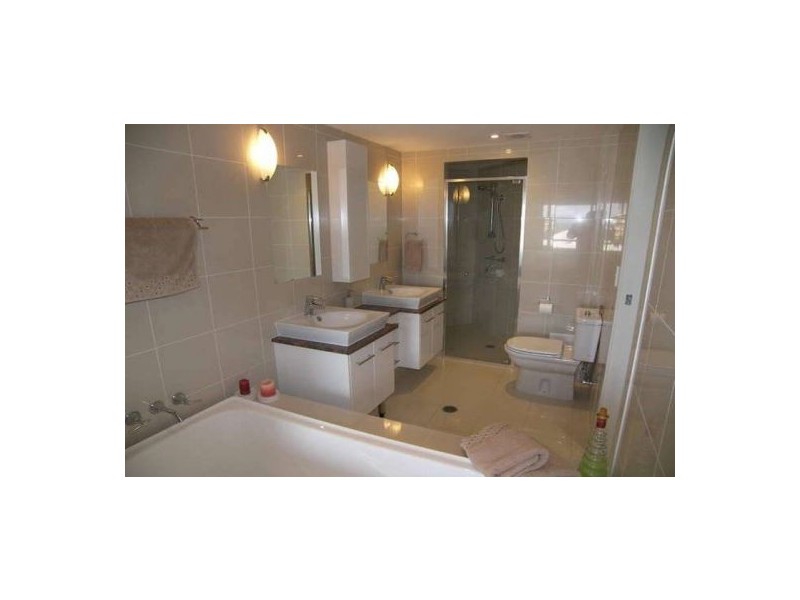 Broadbeach QLD 4218
