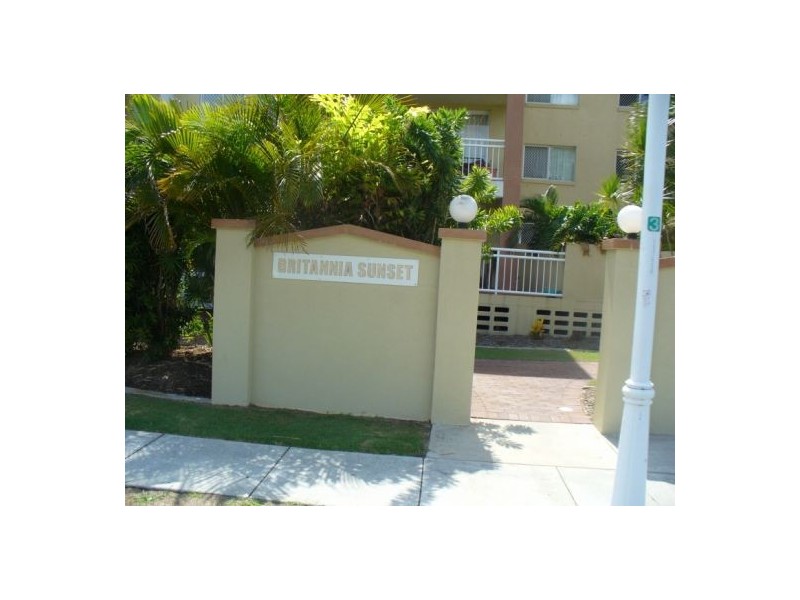 Unit 12 Brittania Sunset, Broadbeach QLD 4218