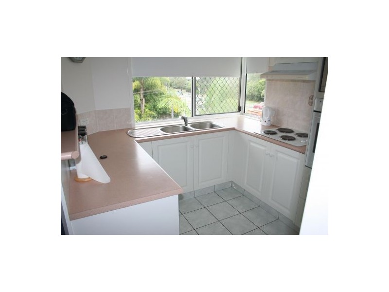 Unit 12 Brittania Sunset, Broadbeach QLD 4218