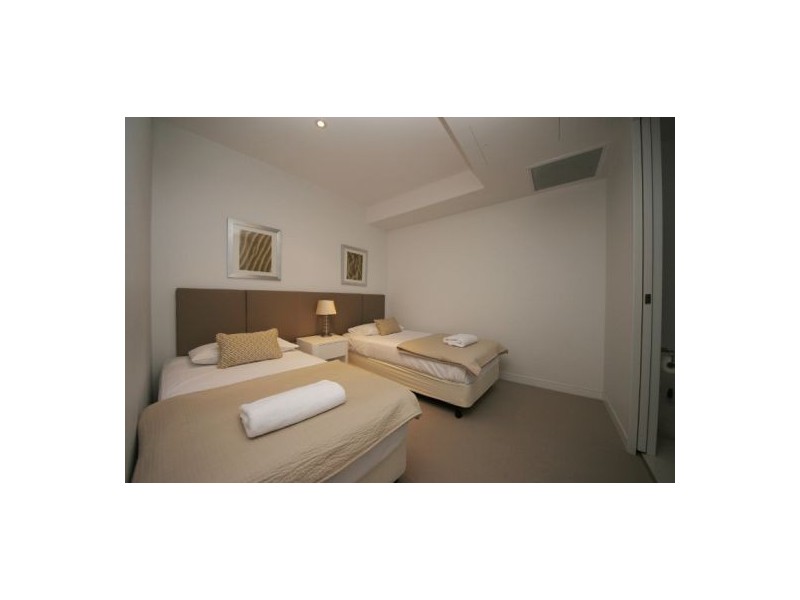 1404/7 Charles Avenue, Broadbeach QLD 4218