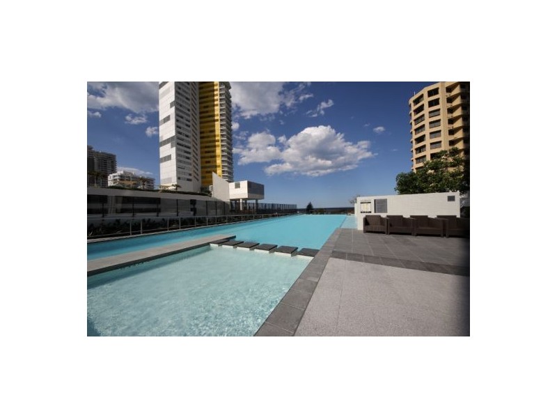 1404/7 Charles Avenue, Broadbeach QLD 4218
