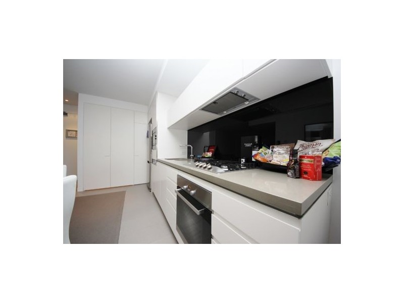 902/7 Charles Avenue, Broadbeach QLD 4218