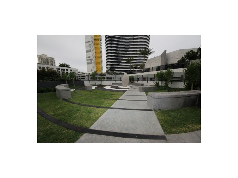 902/7 Charles Avenue, Broadbeach QLD 4218