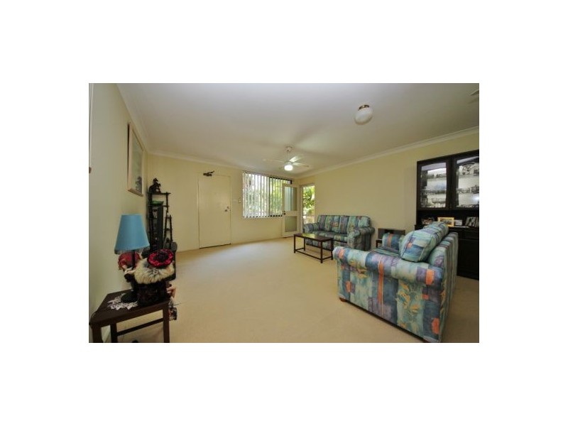 8 Australia Avenue, Broadbeach QLD 4218