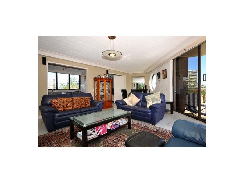 15 Acapulco, Surfers Paradise QLD 4217