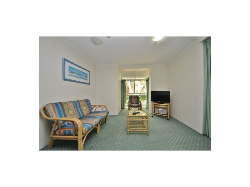 52/10 Alexandra Avenue, Broadbeach QLD 4218