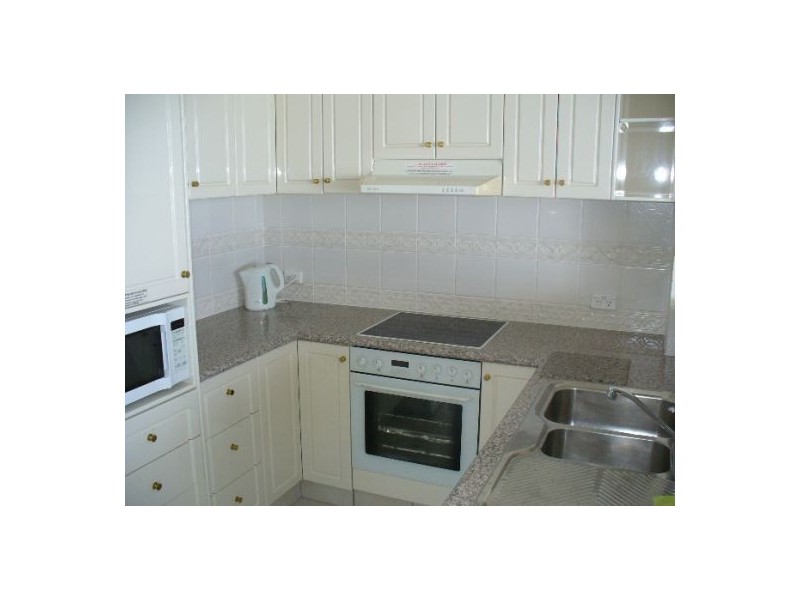 1901 Phoenecian, Broadbeach QLD 4218