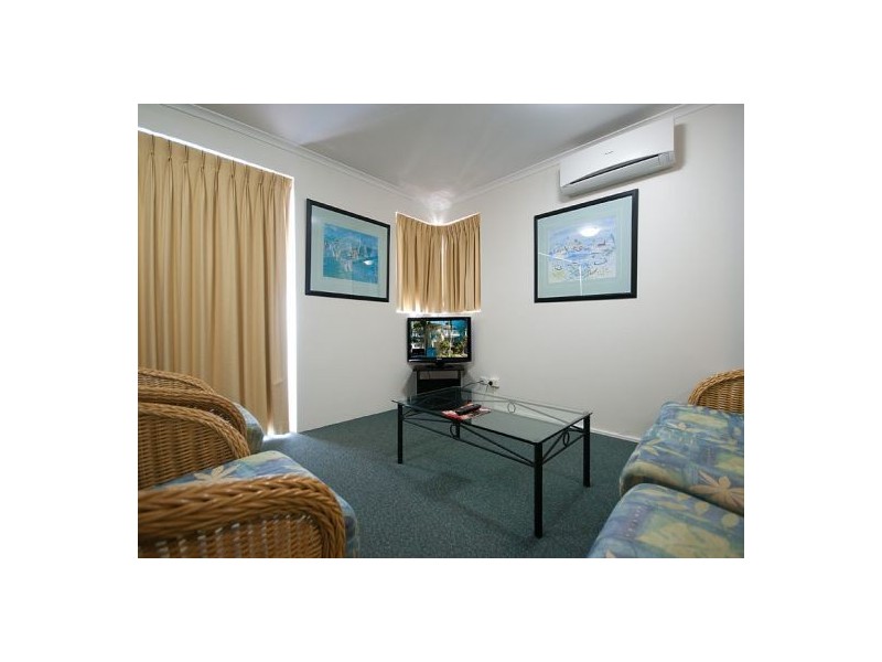 126/14 Alexander Avenue, Broadbeach QLD 4218