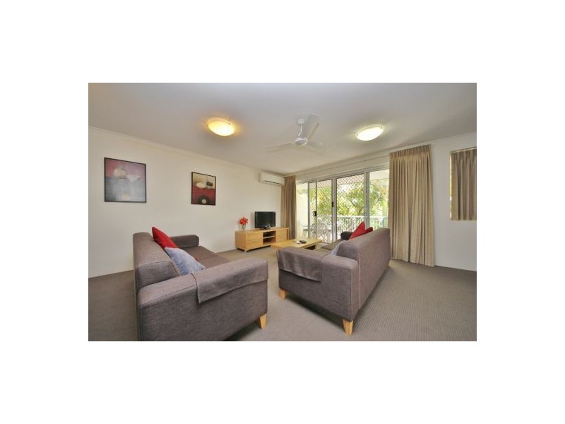 14 Alexander Avenue, Broadbeach QLD 4218