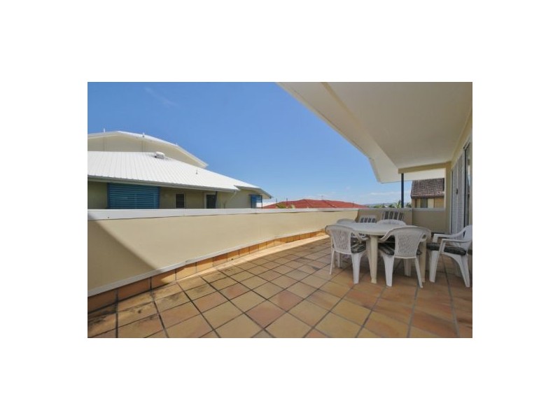 14 Alexander Avenue, Broadbeach QLD 4218