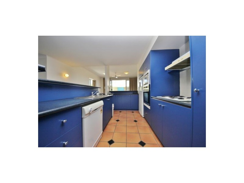 14 Alexander Avenue, Broadbeach QLD 4218