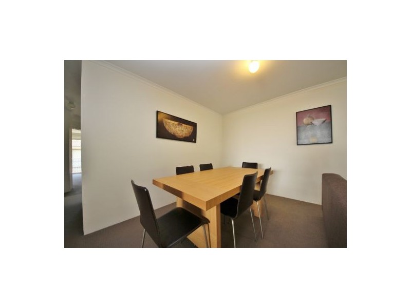 14 Alexander Avenue, Broadbeach QLD 4218