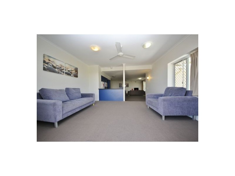 14 Alexander Avenue, Broadbeach QLD 4218