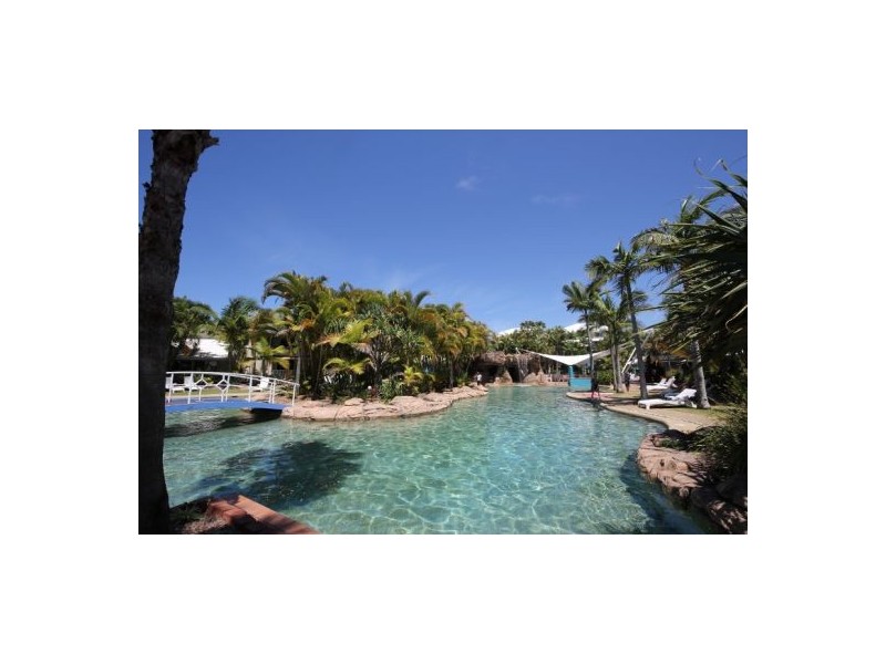 14 Alexander Avenue, Broadbeach QLD 4218