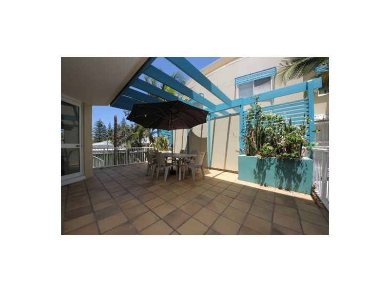 98/10 Alexander Avenue, Broadbeach QLD 4218