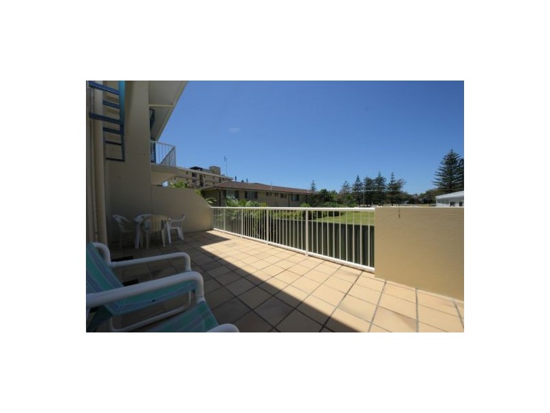 98/10 Alexander Avenue, Broadbeach QLD 4218