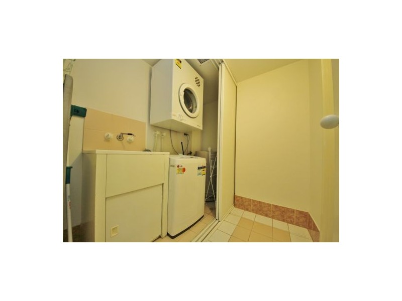 14/10 Alexandra Avenue, Mermaid Beach QLD 4218