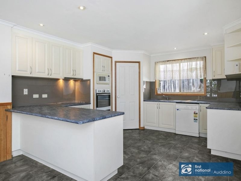 7 James Court, Leongatha VIC 3953