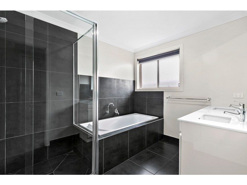 32 Massimo Way, Korumburra VIC 3950