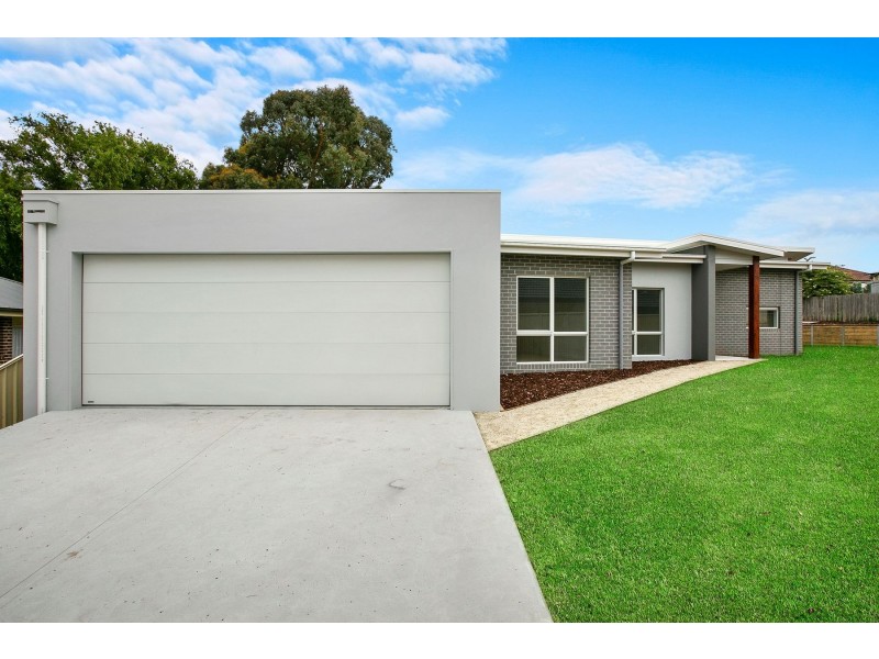 5 Fox Gr, Korumburra VIC 3950