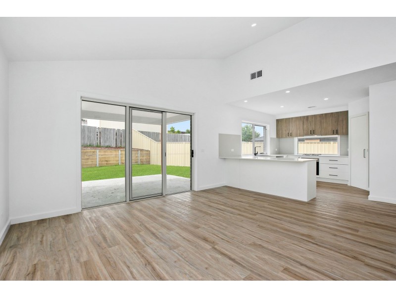 5 Fox Gr, Korumburra VIC 3950