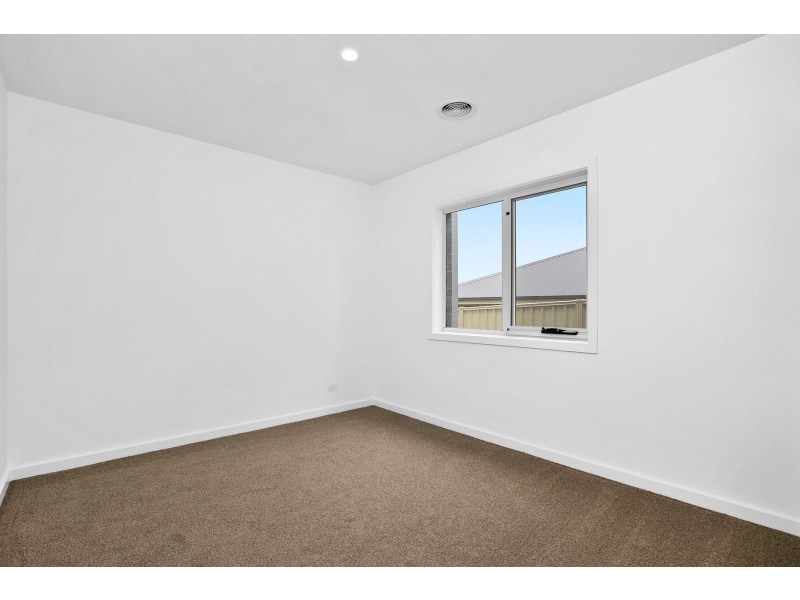 5 Fox Gr, Korumburra VIC 3950