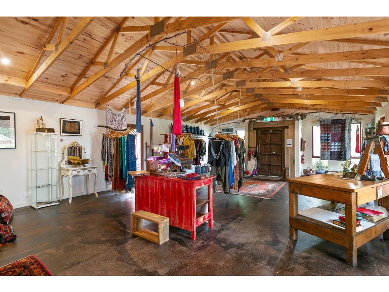 46 Victoria Road, Loch VIC 3945