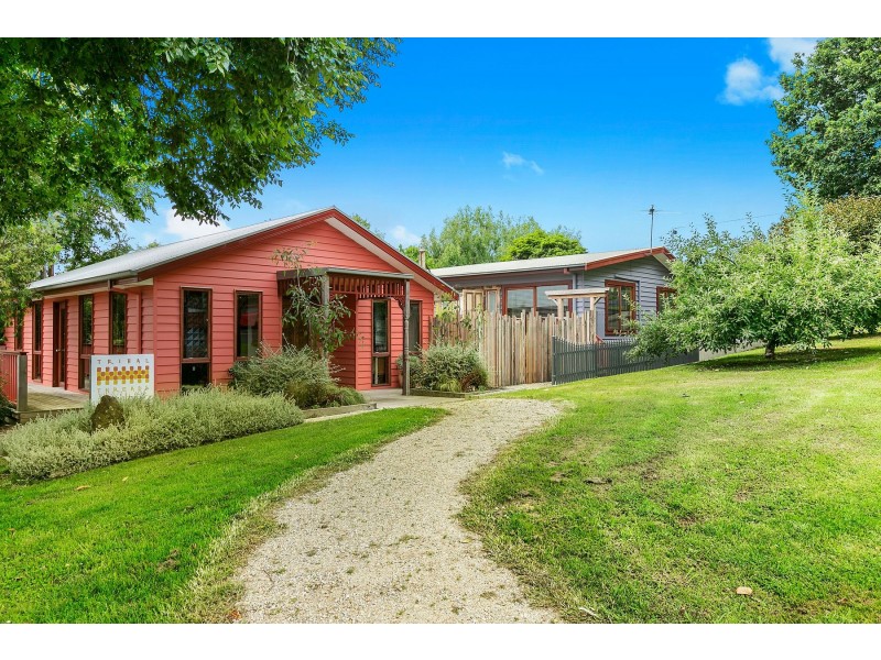 46 Victoria Road, Loch VIC 3945