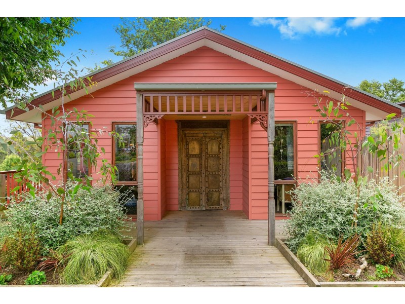 46 Victoria Road, Loch VIC 3945