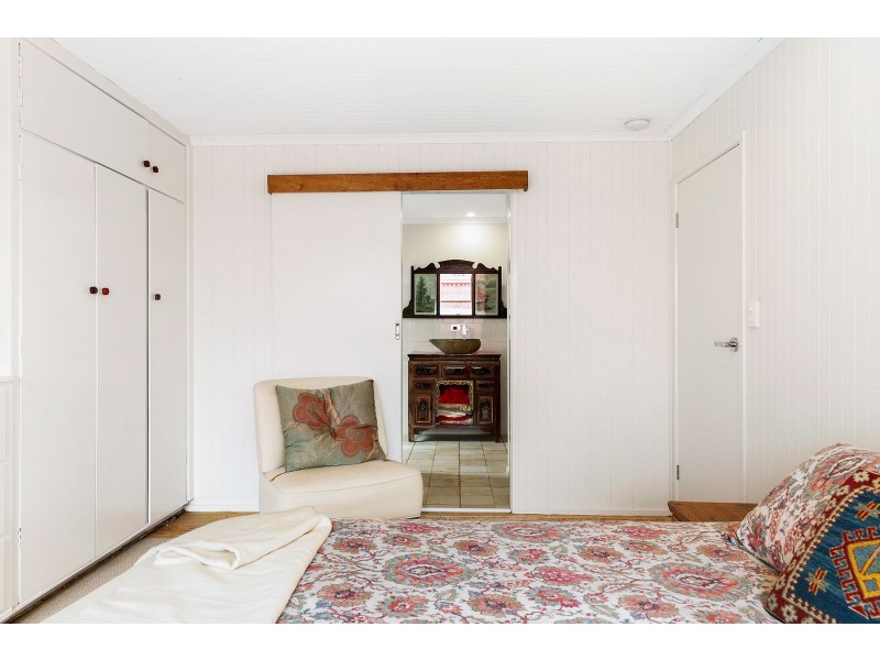 46 Victoria Road, Loch VIC 3945