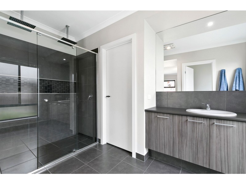 13 Massimo Way, Korumburra VIC 3950