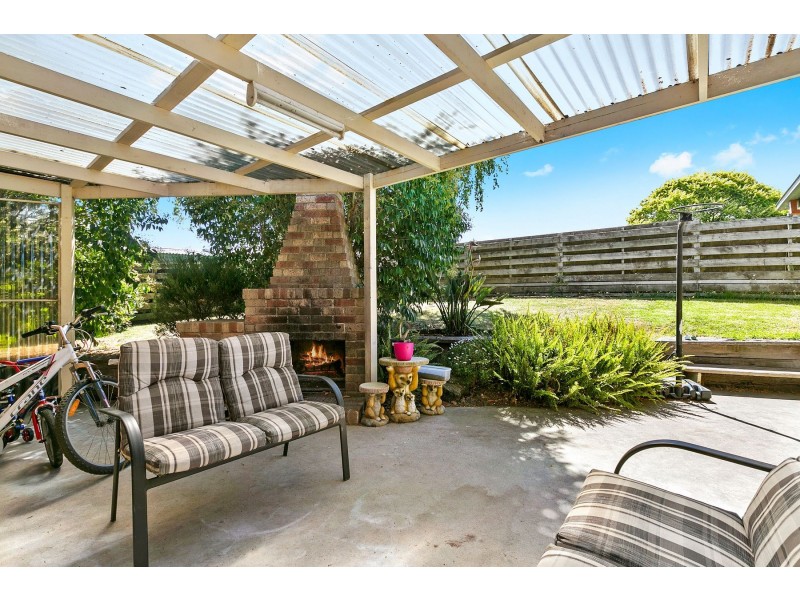 37 Valley View Parade, Korumburra VIC 3950