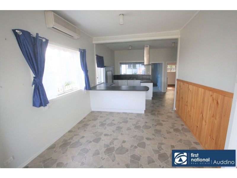 17 Bates Avenue, Korumburra VIC 3950