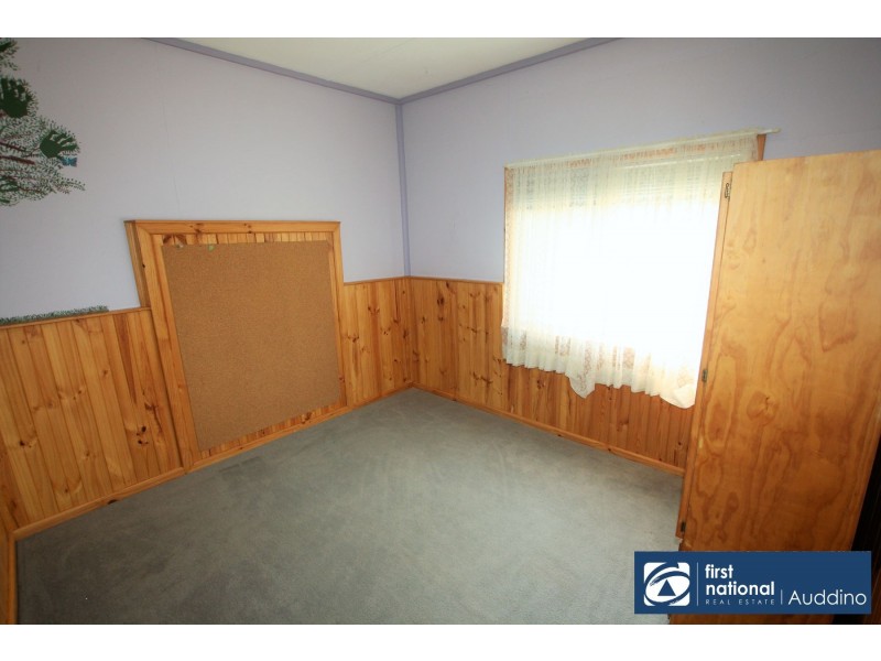 17 Bates Avenue, Korumburra VIC 3950